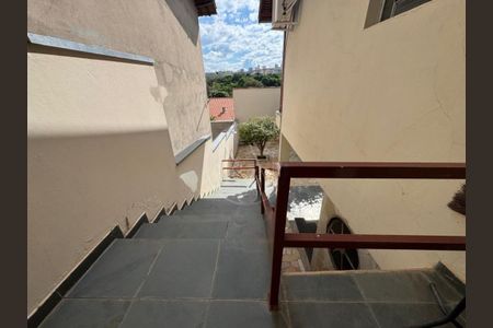 Casa à venda com 167m², 3 quartos e 4 vagas