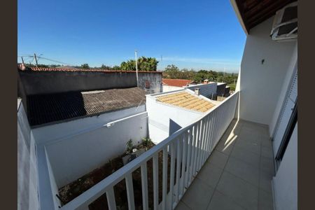 Casa à venda com 110m², 3 quartos e 2 vagas
