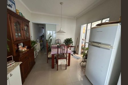 Casa à venda com 110m², 3 quartos e 2 vagas