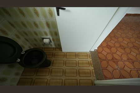 Casa para alugar com 299m², 3 quartos e 4 vagasBanheiro da Suite