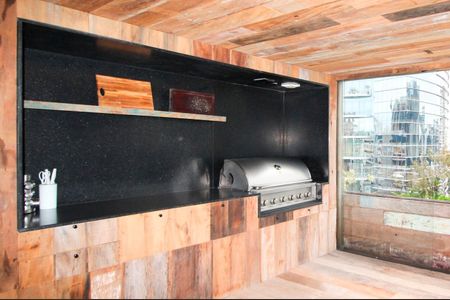 Apartamento à venda com 240m², 3 quartos e 4 vagas Apartamento à venda com 240m², 3 quartos e 4 vagasChurrasqueira Privativa