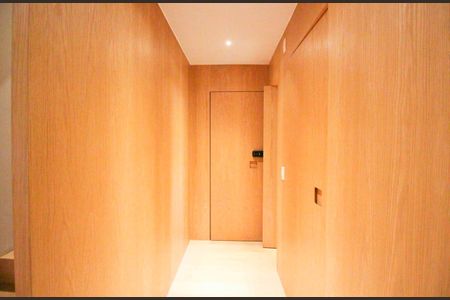 Apartamento à venda com 240m², 3 quartos e 4 vagas Apartamento à venda com 240m², 3 quartos e 4 vagasCloset da suíte 1