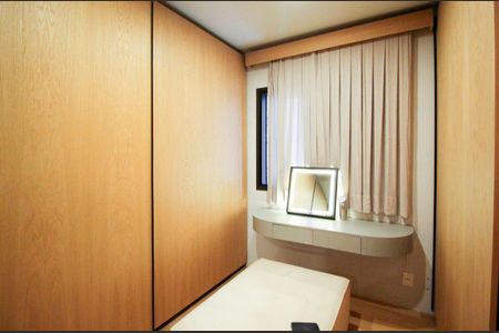 Apartamento à venda com 240m², 3 quartos e 4 vagas Apartamento à venda com 240m², 3 quartos e 4 vagasCloset da suíte 1