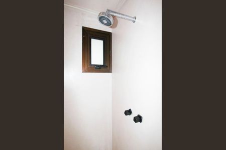 Apartamento à venda com 240m², 3 quartos e 4 vagas Apartamento à venda com 240m², 3 quartos e 4 vagasBanheiro da Suíte 1