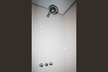 Apartamento à venda com 240m², 3 quartos e 4 vagas Apartamento à venda com 240m², 3 quartos e 4 vagasBanheiro da Suíte 2
