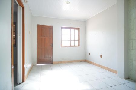 Sala - Cozinha de casa para alugar com 2 quartos, 36m² em Sarandi, Porto Alegre