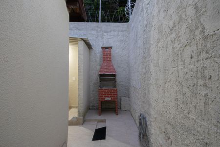 Casa para alugar com 24m², 1 quarto e sem vaga Casa para alugar com 24m², 1 quarto e sem vagaÁrea comum - Churrasqueira