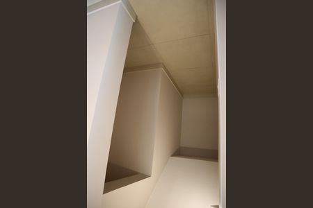 Casa de condomínio para alugar com 271m², 4 quartos e 3 vagasvao 