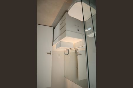 Casa de condomínio para alugar com 271m², 4 quartos e 3 vagasbanheiro 2