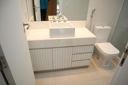 Casa de condomínio para alugar com 271m², 4 quartos e 3 vagasbanheiro 3