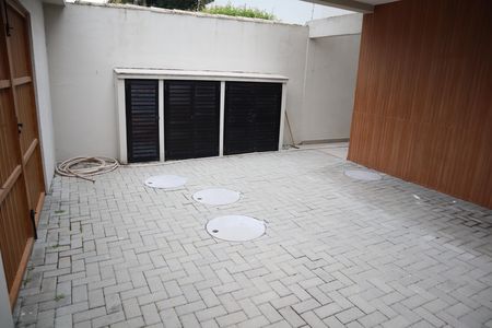Casa de condomínio para alugar com 271m², 4 quartos e 3 vagasentrada garagem