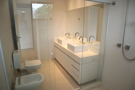 Casa de condomínio para alugar com 271m², 4 quartos e 3 vagasbanheiro 4