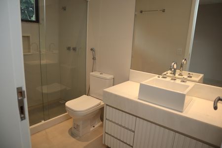 Casa de condomínio para alugar com 271m², 4 quartos e 3 vagasbanheiro 3