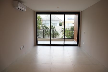Casa de condomínio para alugar com 271m², 4 quartos e 3 vagasquarto suite  4