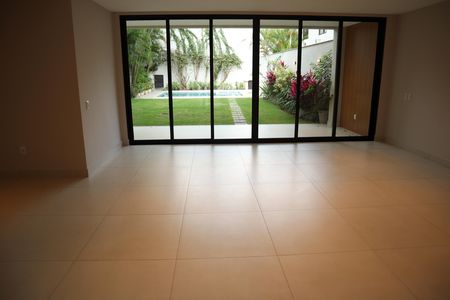 Casa de condomínio para alugar com 271m², 4 quartos e 3 vagassala
