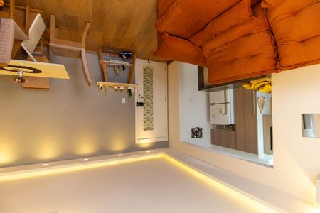 Apartamento para alugar com 67m², 2 quartos e 1 vaga