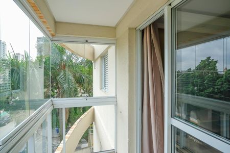 Apartamento à venda com 75m², 2 quartos e 1 vagaVaranda