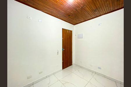 Cozinha de casa para alugar com 1 quarto, 24m² em Vila Pedra Branca, São Paulo