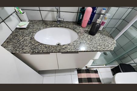 Apartamento para alugar com 82m², 3 quartos e 2 vagasBanheiro Social 