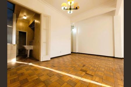 Apartamento para alugar com 120m², 2 quartos e sem vaga Apartamento para alugar com 120m², 2 quartos e sem vagaSala