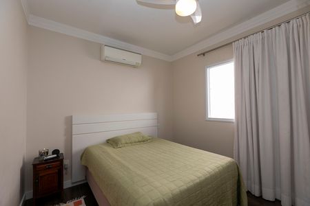 Casa de condomínio à venda com 200m², 4 quartos e 4 vagas Casa de condomínio à venda com 200m², 4 quartos e 4 vagasQUARTO Nº 3 - SUITE