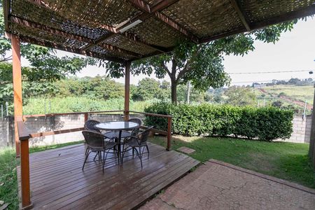 Casa de condomínio à venda com 200m², 4 quartos e 4 vagas Casa de condomínio à venda com 200m², 4 quartos e 4 vagasÁREA COMUM - CASA DE CAMPO