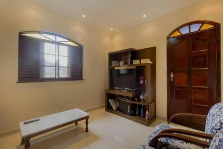 Foto 22 de casa à venda com 3 quartos, 145m² em Califórnia, Belo Horizonte