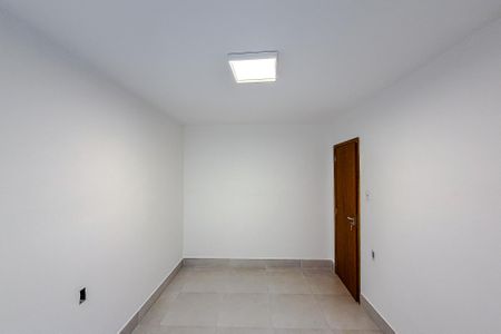 Casa de condomínio para alugar com 35m², 1 quarto e sem vaga Casa de condomínio para alugar com 35m², 1 quarto e sem vagaSala/Quarto