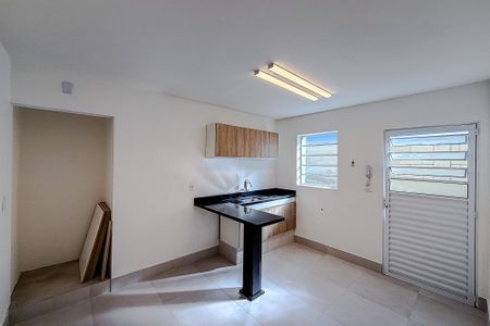 Casa de condomínio para alugar com 35m², 1 quarto e sem vaga Casa de condomínio para alugar com 35m², 1 quarto e sem vagaCozinha
