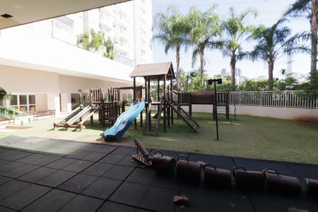 Apartamento para alugar com 72m², 2 quartos e 2 vagasÁrea comum - Playground