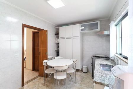 Casa de condomínio à venda com 116m², 3 quartos e 2 vagasCozinha