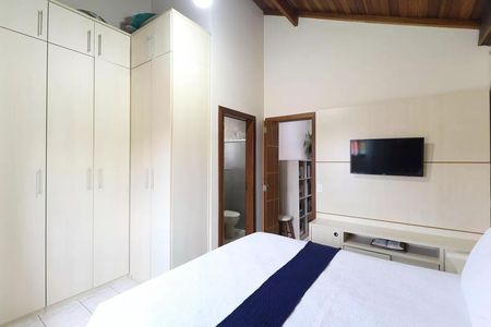 Casa de condomínio à venda com 116m², 3 quartos e 2 vagasQuarto