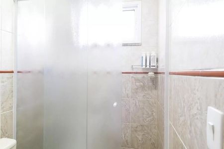 Casa de condomínio à venda com 116m², 3 quartos e 2 vagasBanheiro