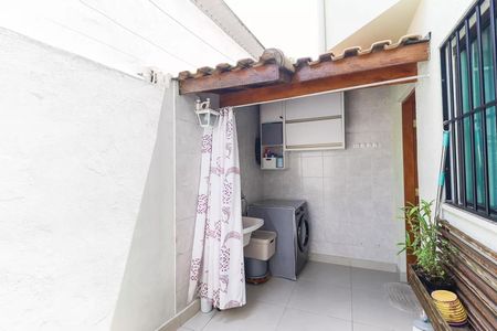 Casa de condomínio à venda com 116m², 3 quartos e 2 vagasÁrea externa