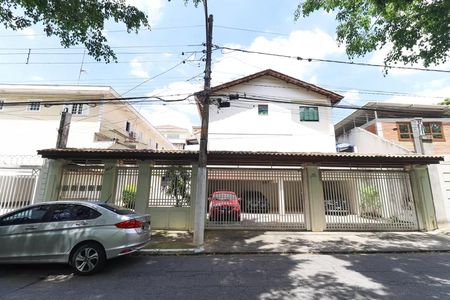 Casa de condomínio à venda com 116m², 3 quartos e 2 vagasFachada