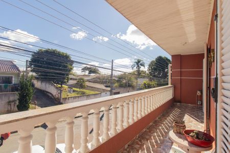 Casa à venda com 164m², 3 quartos e 1 vaga Casa à venda com 164m², 3 quartos e 1 vagaVaranda