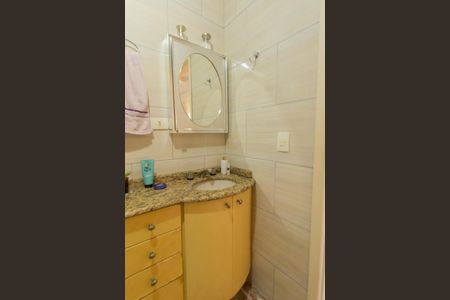 Casa à venda com 164m², 3 quartos e 1 vaga Casa à venda com 164m², 3 quartos e 1 vagaBanheiro Social