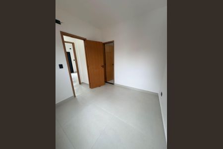Quarto de casa para alugar com 3 quartos, 70m² em Cidade Mãe do Céu, São Paulo