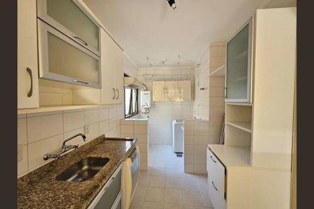 Cozinha de apartamento para alugar com 2 quartos, 65m² em Centro Histórico, Porto Alegre