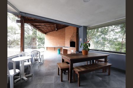 Apartamento para alugar com 55m², 2 quartos e 1 vagaÁrea comum - Churrasqueira
