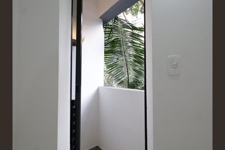 Apartamento para alugar com 55m², 2 quartos e 1 vagaSacada quarto 2