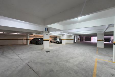 Apartamento para alugar com 74m², 2 quartos e 1 vaga Apartamento para alugar com 74m², 2 quartos e 1 vagaGaragem