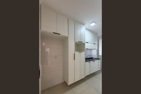 Apartamento para alugar com 74m², 2 quartos e 1 vaga Apartamento para alugar com 74m², 2 quartos e 1 vagaCozinha