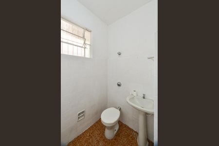 Banheiro de casa para alugar com 1 quarto, 50m² em Ipiranga, Belo Horizonte