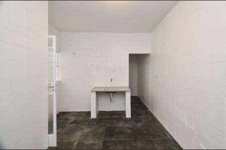Casa para alugar com 1 quarto, 50m² em Ipiranga, Belo Horizonte