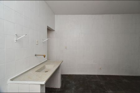 Cozinha de casa para alugar com 1 quarto, 50m² em Ipiranga, Belo Horizonte