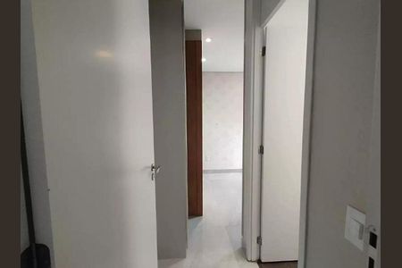Apartamento à venda com 57m², 2 quartos e 2 vagas Apartamento à venda com 57m², 2 quartos e 2 vagasCorredor