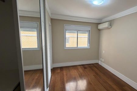 Apartamento à venda com 170m², 3 quartos e 4 vagas
