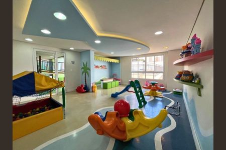 Apartamento à venda com 65m², 2 quartos e 1 vaga