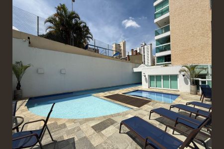 Apartamento à venda com 223m², 4 quartos e 4 vagas